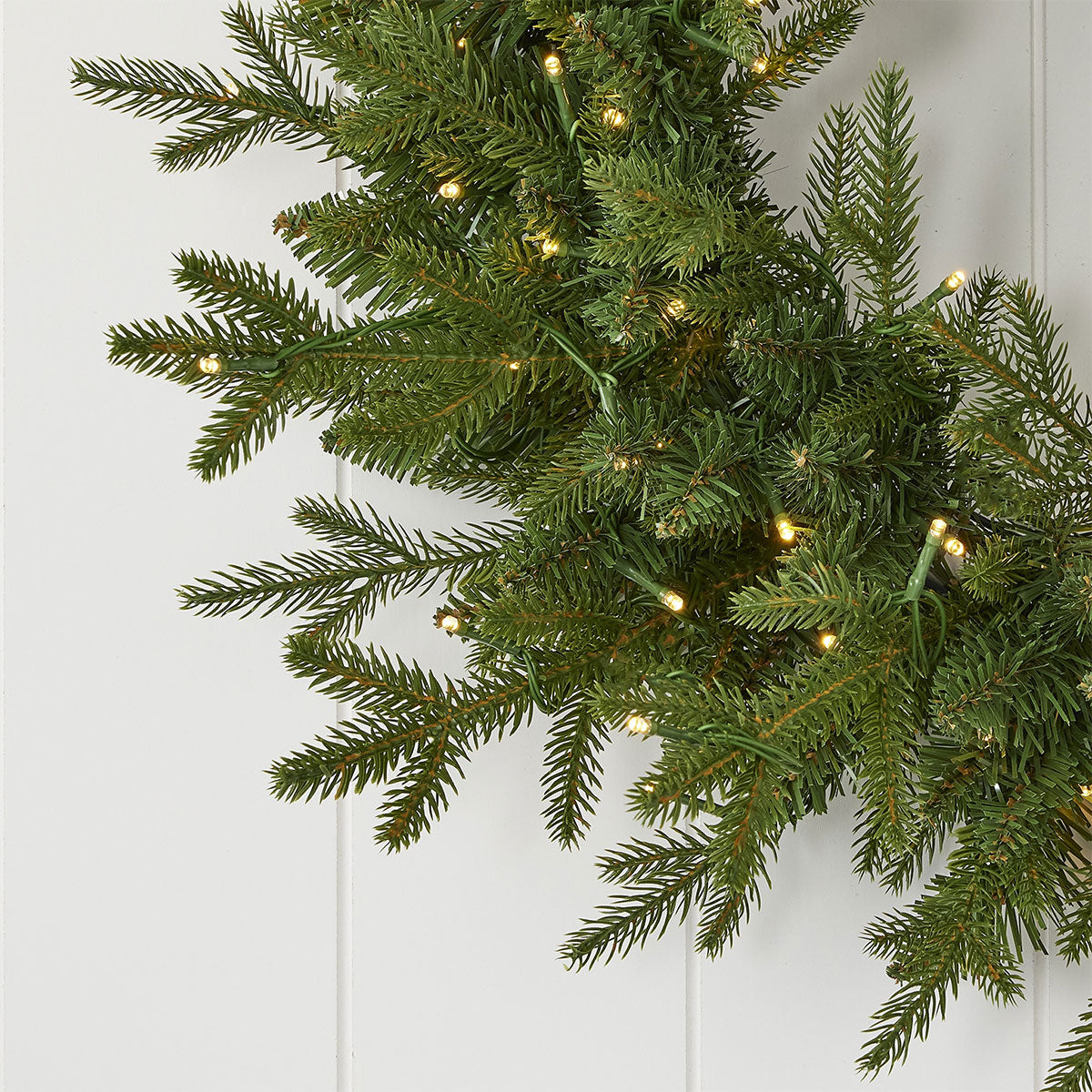 Christmas Wreath 24 Inch Pine with 150 Warm White LEDs and 375 Tips for Outdoor Use