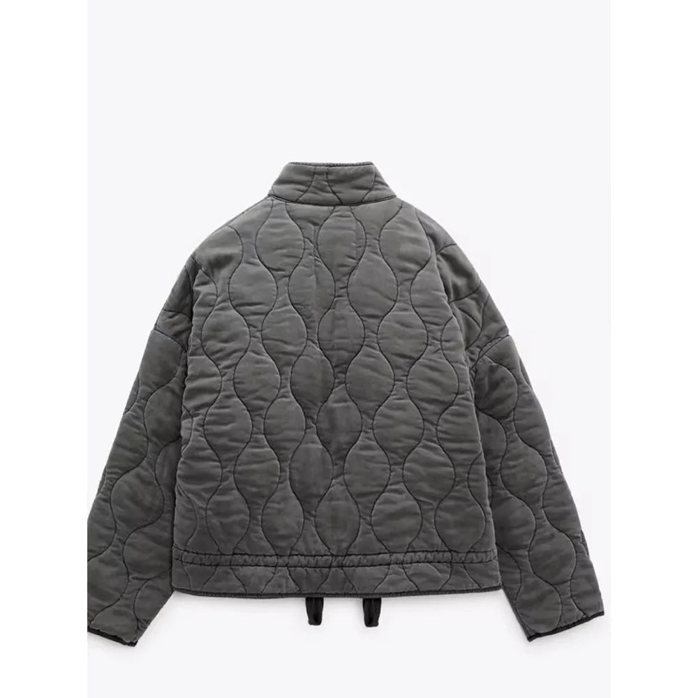 Puffer Jacket Women Quilted in Wave Pattern with Stand Collar and Pockets